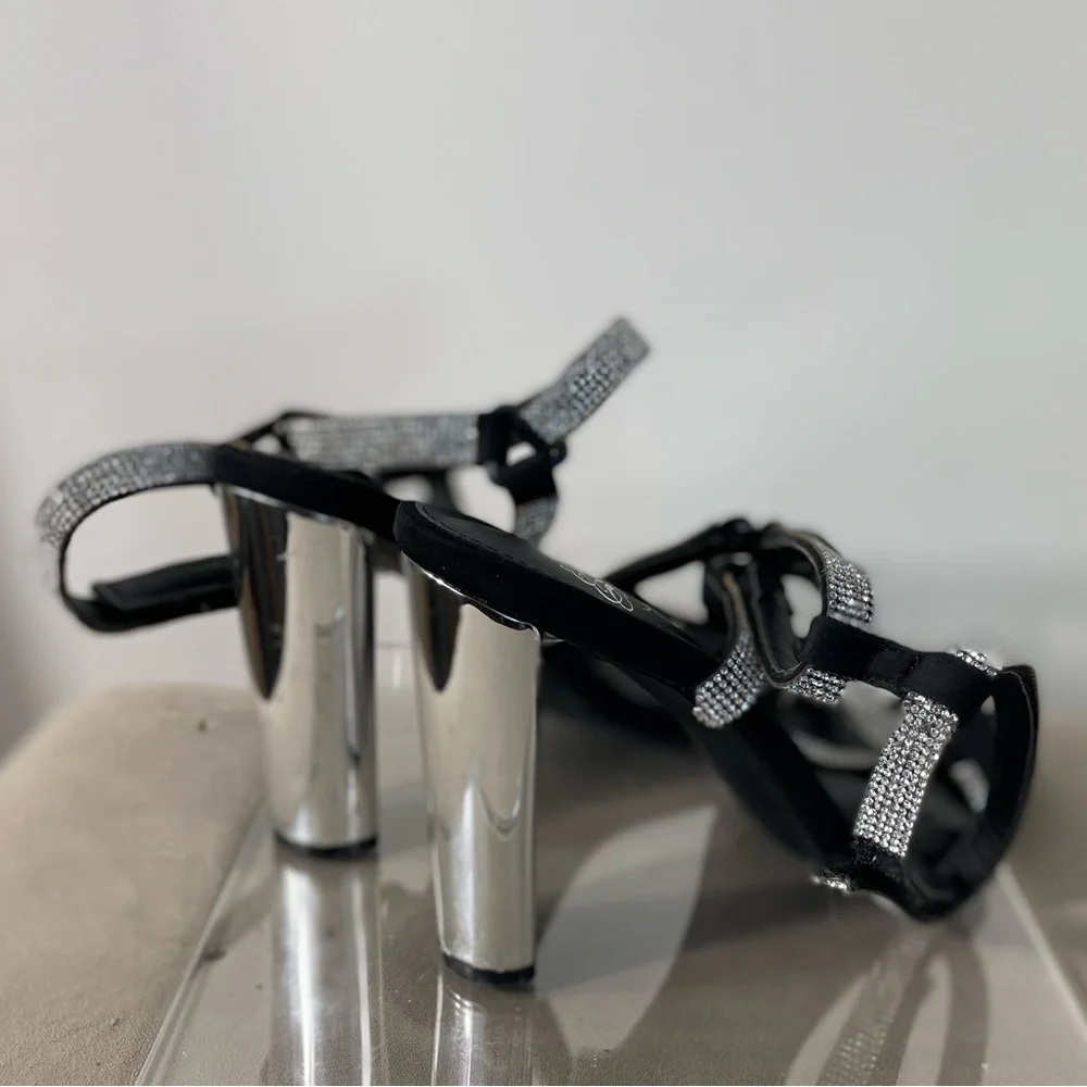 Rhinestones Silver Chunky Heel Sandals - Picture 8 of 10